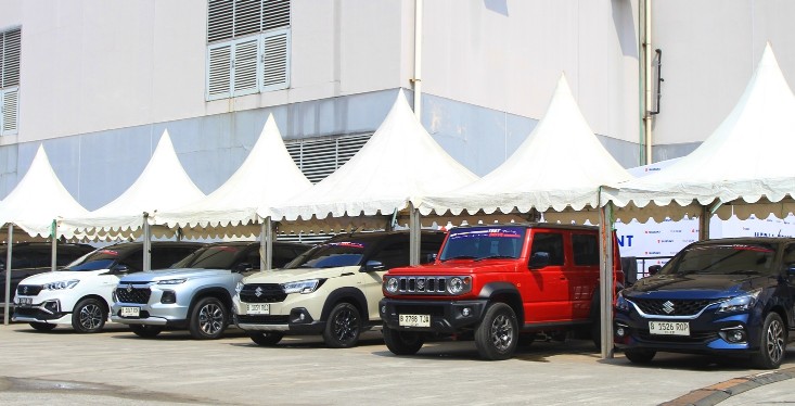 Booth Suzuki di GIIAS 2024 sukses menarik perhatian pengunjung (foto/ist)